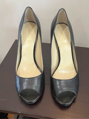 Enzo Angiolini Black Leather Peep-Toe Pumps